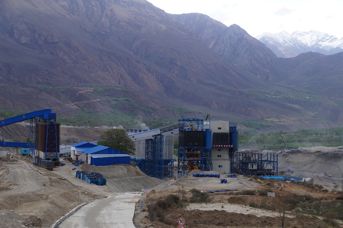 西藏加查水电站